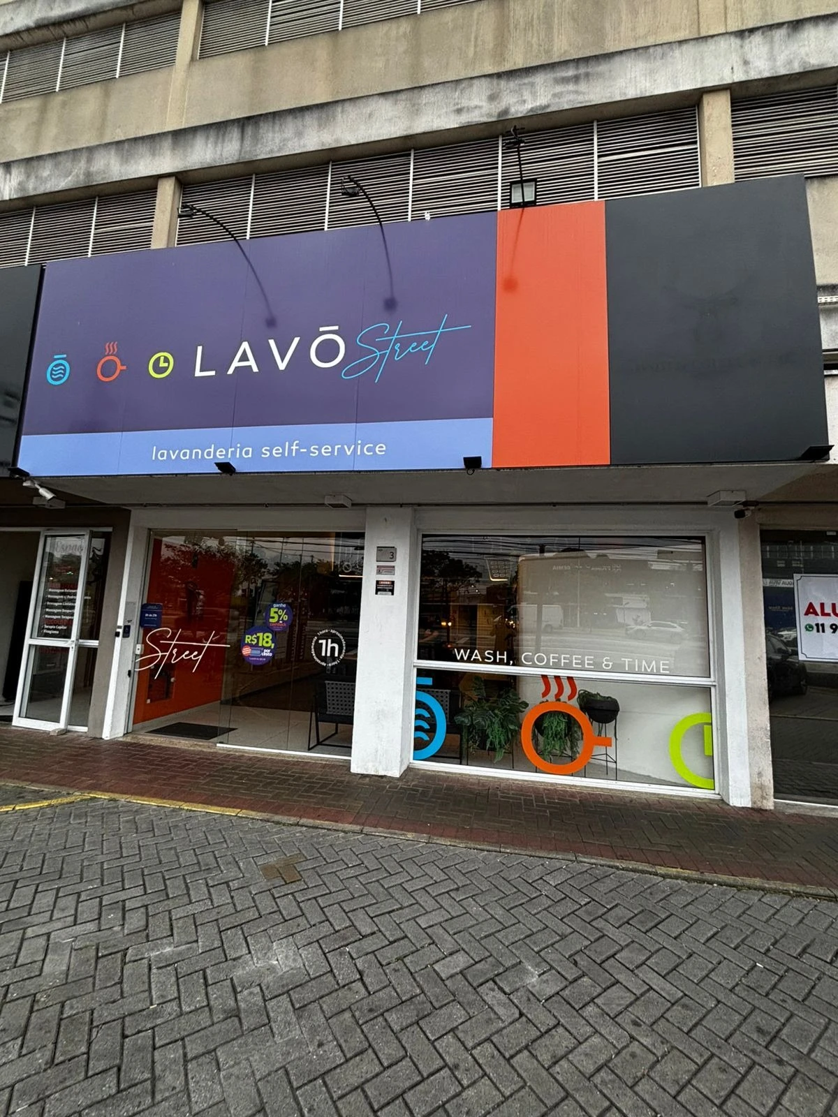 Lavanderia de travesseiros em Alphaville